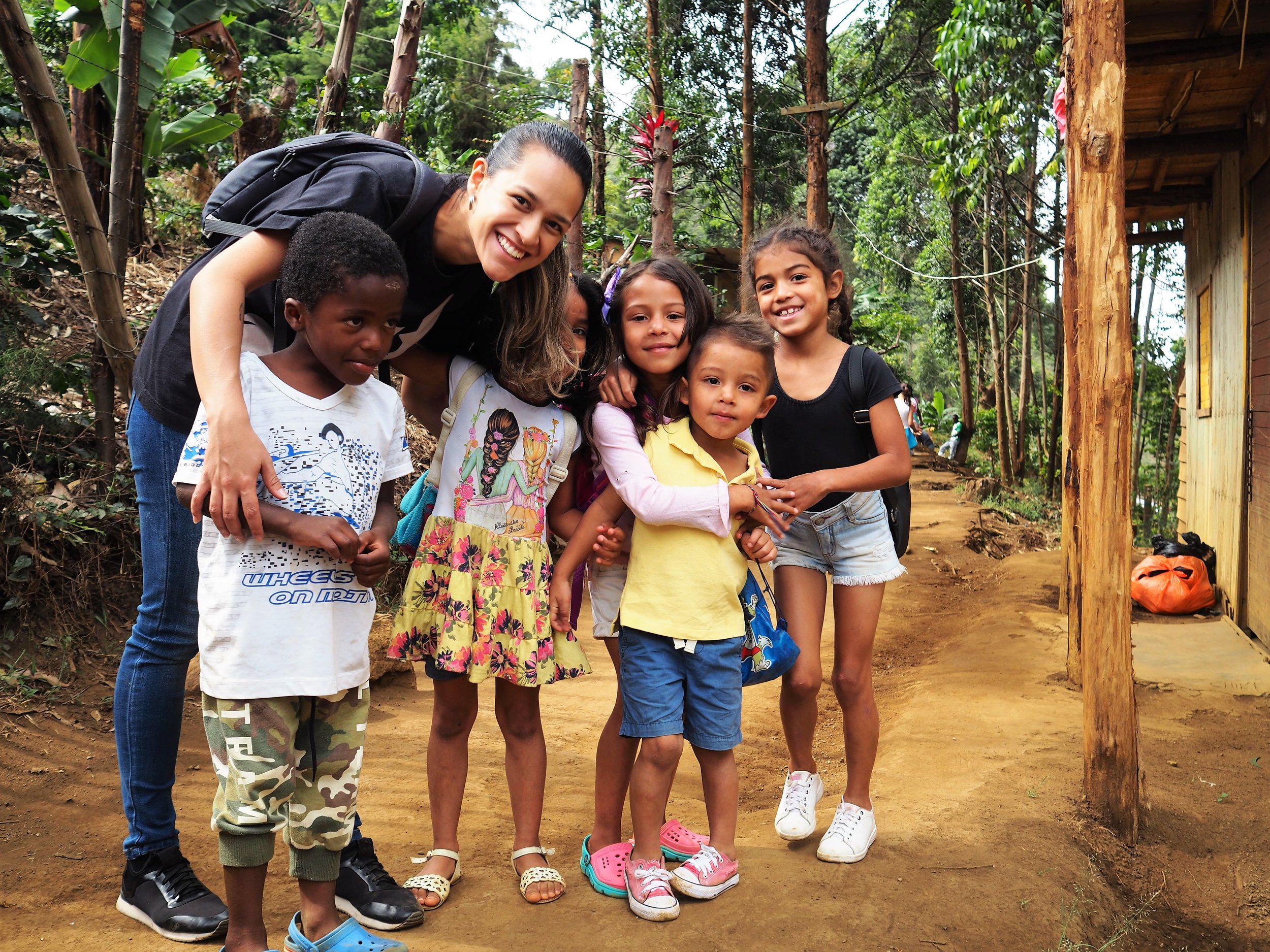 High5Give5 feeding programs - Photo 2
